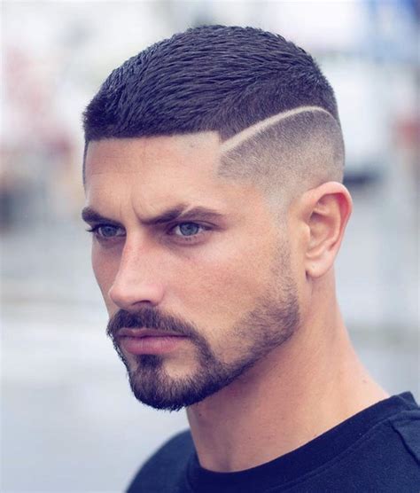 coupe de cheveux homme mi court|30 idées de Coiffure homme mi court en 2024 